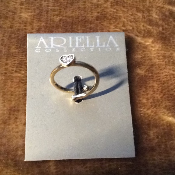 Ariella Collection Pavé Heart Silver Adjustable Ring One-Size NWT - Picture 4 of 8